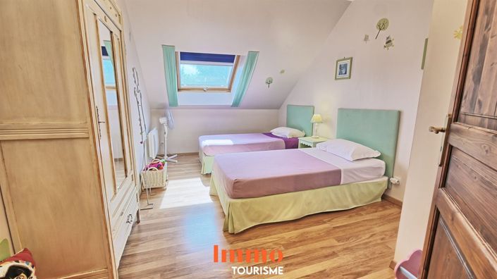 Image No.16-11 Bed House for sale