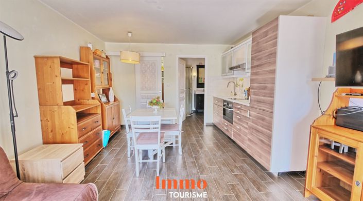 Image No.22-11 Bed House for sale