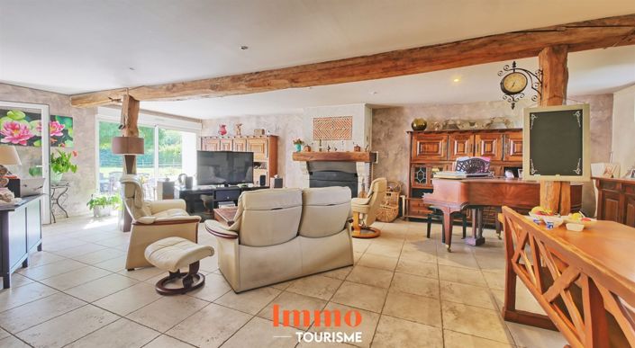 Image No.4-11 Bed House for sale