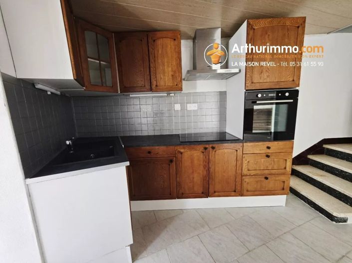 Image No.5-2 Bed House for sale