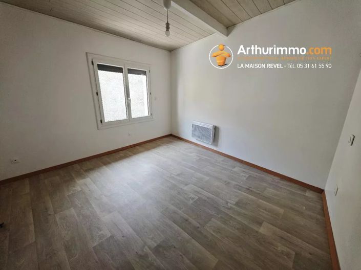 Image No.8-2 Bed House for sale