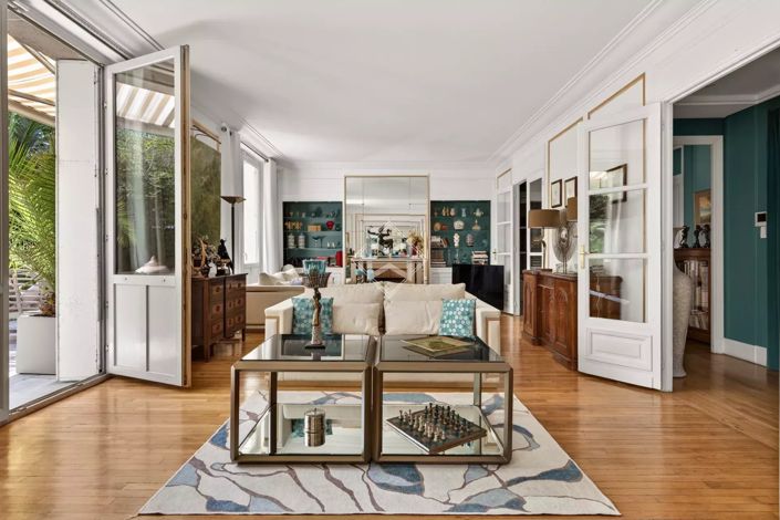 Image No.5-5 Bed Apartment for sale