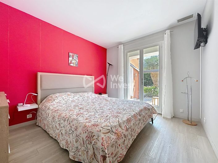 Image No.10-4 Bed House for sale