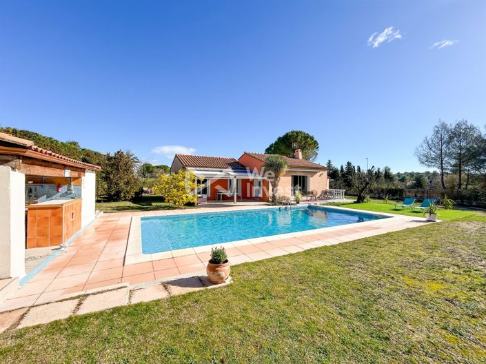 Image No.3-4 Bed House for sale