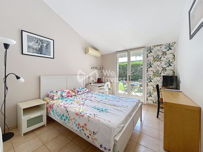 Image No.9-4 Bed House for sale