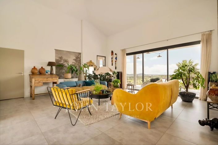 Image No.16-House for sale