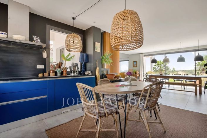 Image No.17-House for sale