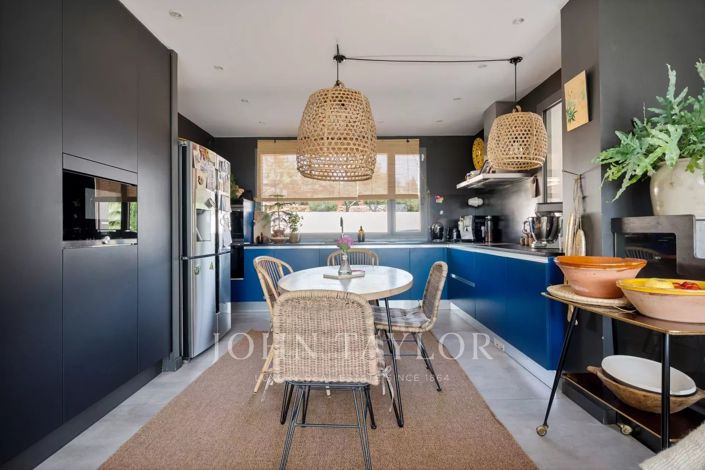 Image No.9-House for sale