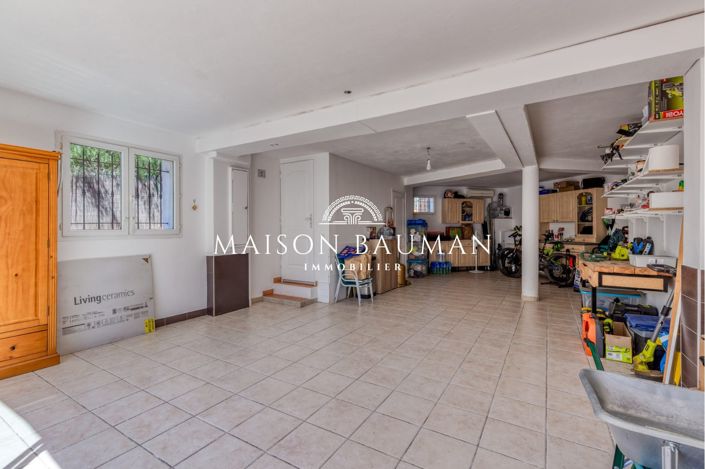 Image No.13-3 Bed House for sale