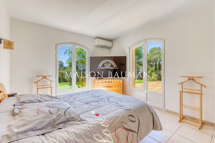 Image No.7-3 Bed House for sale
