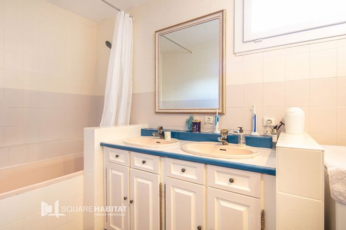 Image No.11-3 Bed Apartment for sale