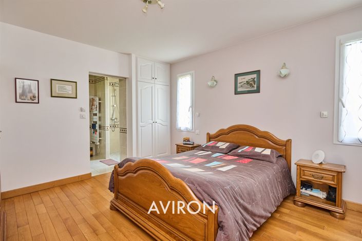 Image No.7-4 Bed House for sale