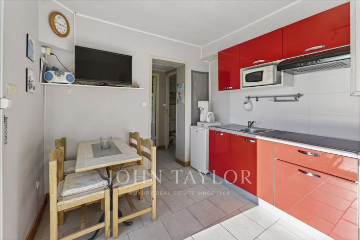 Image No.19-House for sale