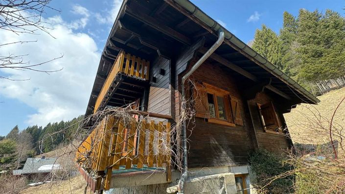 Image No.6-5 Bed House for sale