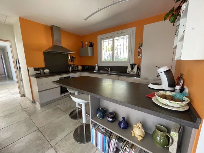 Image No.6-House for sale