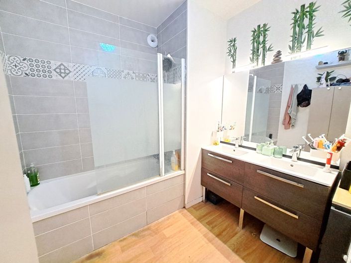 Image No.8-3 Bed Apartment for sale