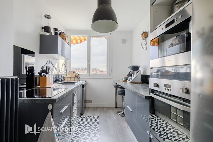 Image No.3-Appartement de 2 chambres à vendre à Décines-Charpieu