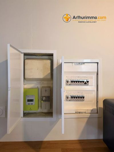 Image No.13-2 Bed House for sale