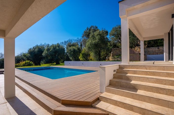 Image No.5-5 Bed House for sale