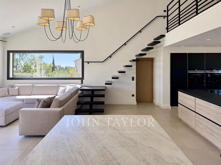 Image No.4-House for sale