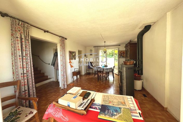 Image No.9-3 Bed House for sale