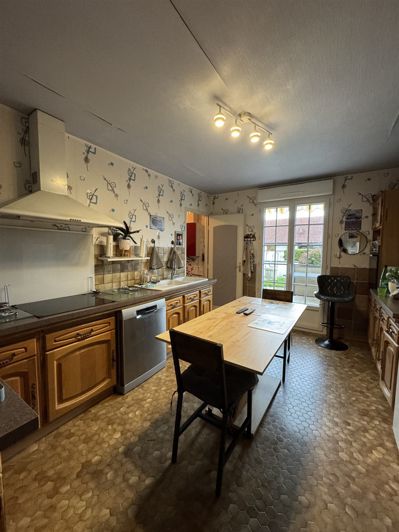 Image No.5-4 Bed House for sale