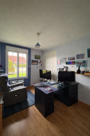 Image No.9-4 Bed House for sale