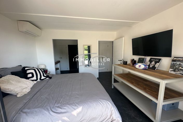 Image No.16-4 Bed House for sale