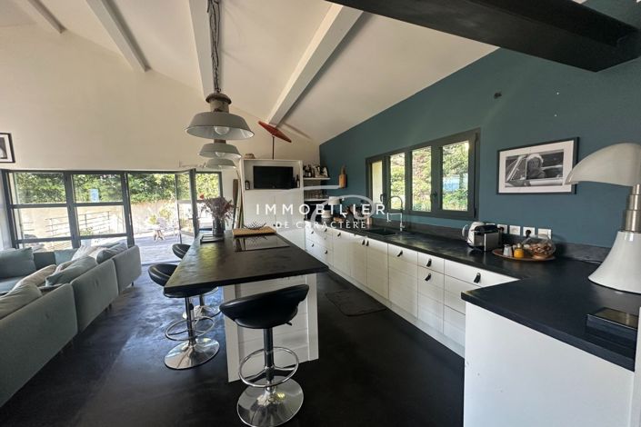 Image No.9-4 Bed House for sale