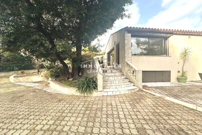 Image No.16-4 Bed House for sale