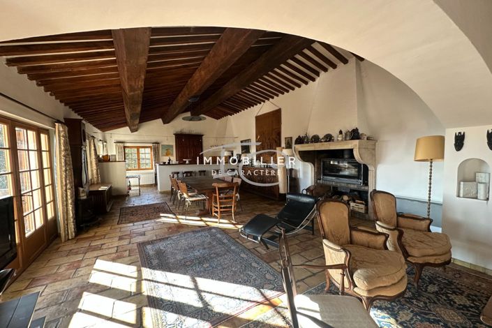 Image No.8-3 Bed House for sale