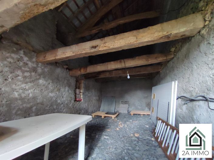 Image No.12-2 Bed House for sale