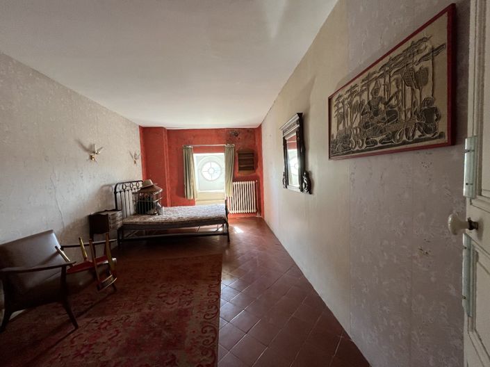 Image No.17-9 Bed House for sale