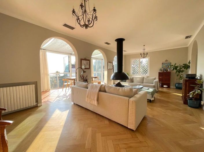 Image No.6-House for sale