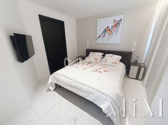 Image No.17-3 Bed Apartment for sale