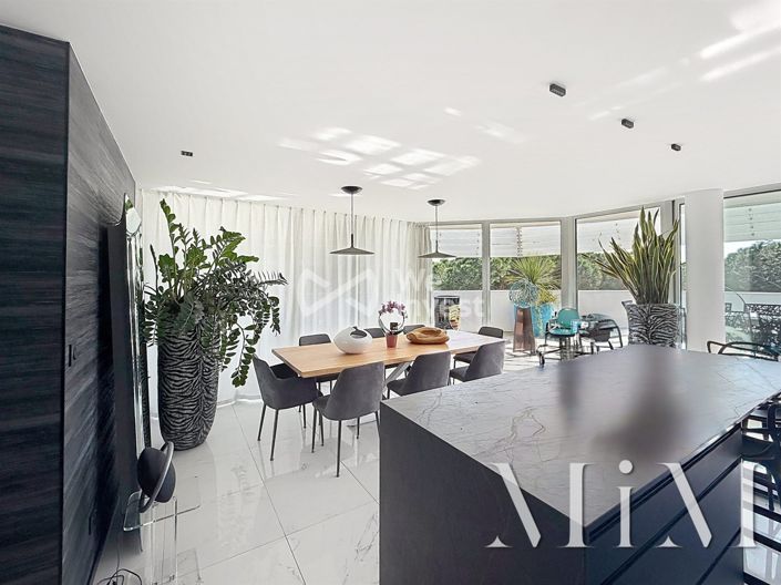 Image No.27-3 Bed Apartment for sale