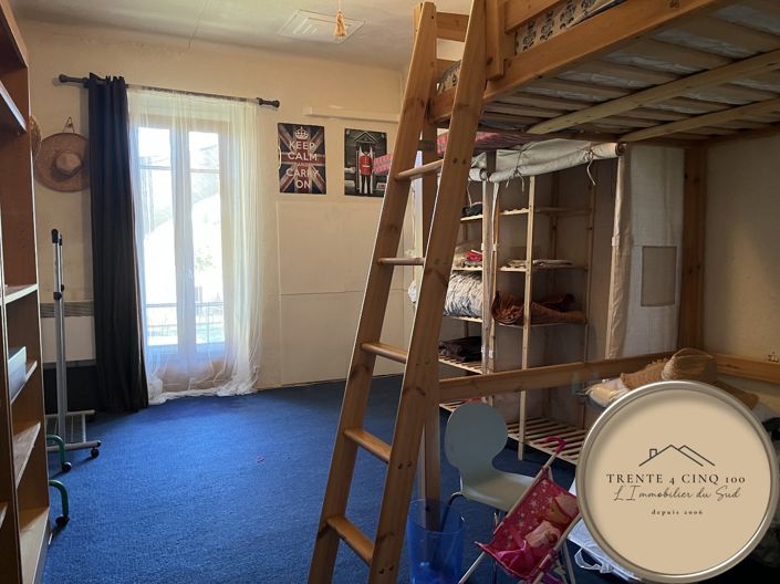 Image No.10-3 Bed House for sale