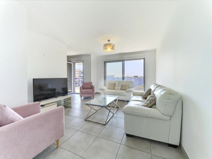 Image No.5-Apartment for sale