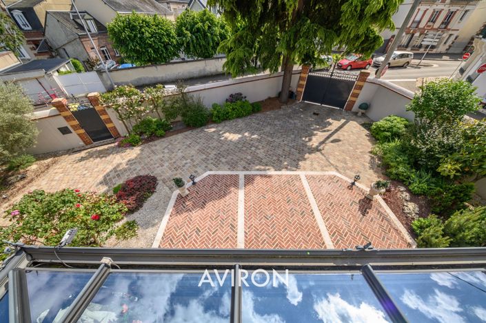 Image No.21-5 Bed House for sale