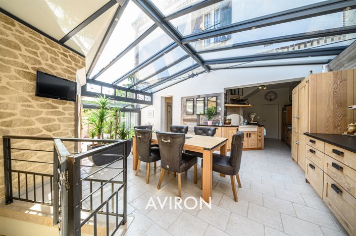 Image No.9-5 Bed House for sale