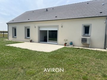 1 - Chartres, House
