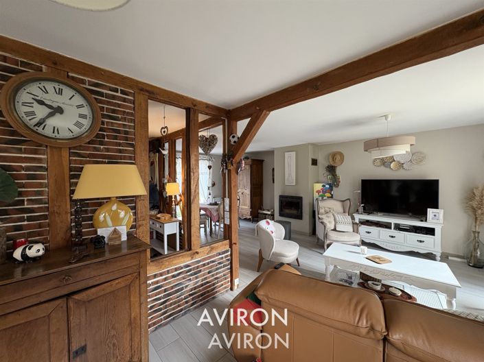 Image No.6-3 Bed House for sale