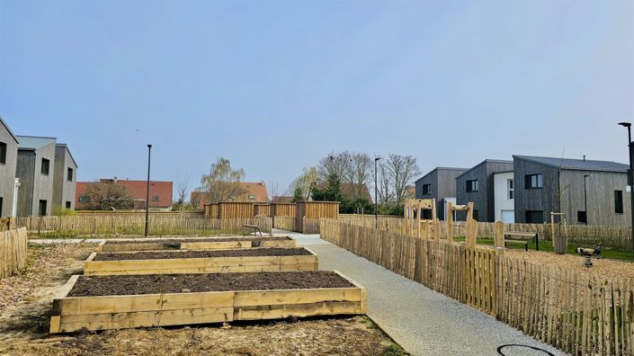 Image No.26-3 Bed House for sale