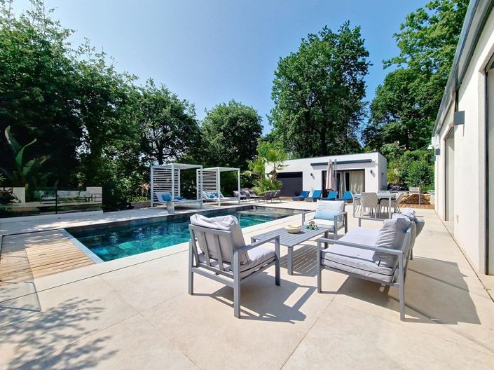 Image No.2-2 Bed House for sale