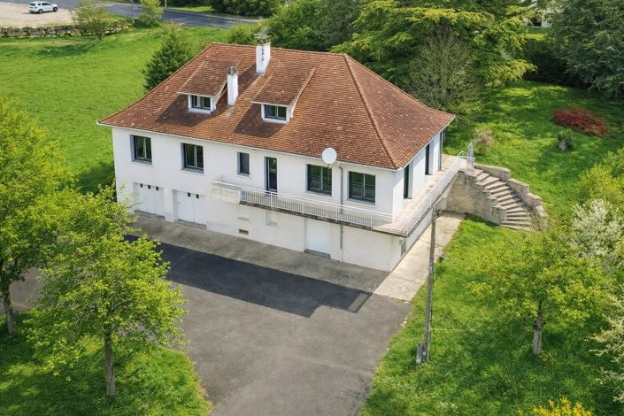 Image No.2-Maison de 4 chambres à vendre à Gourdon