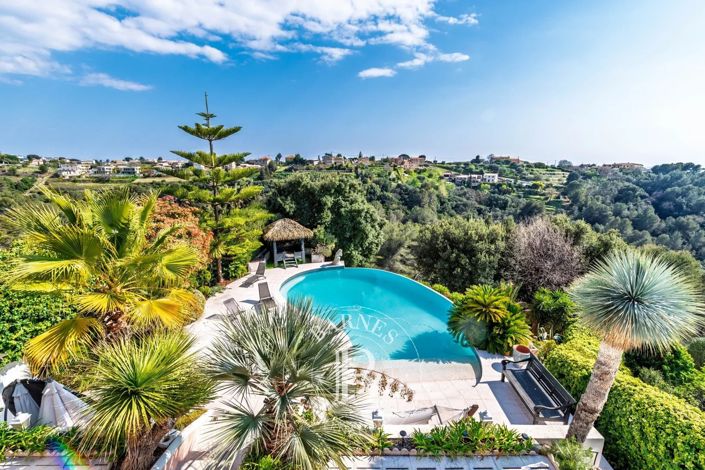 Image No.4-5 Bed House for sale