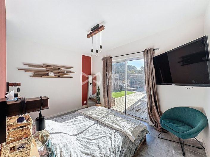 Image No.12-4 Bed House for sale