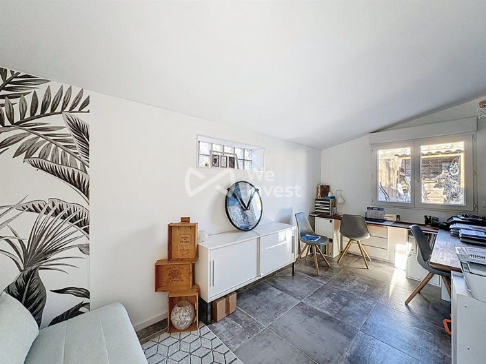 Image No.17-4 Bed House for sale