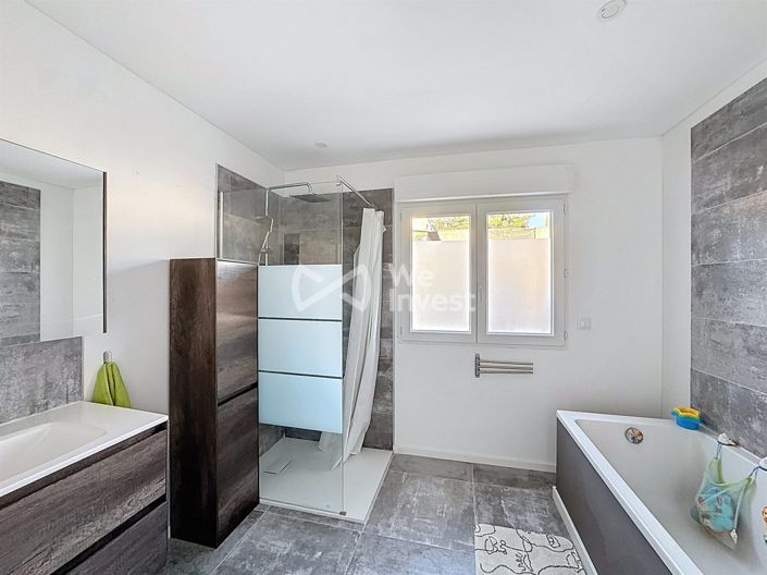 Image No.19-4 Bed House for sale