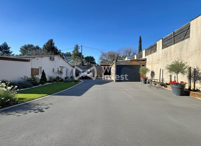 Image No.21-4 Bed House for sale